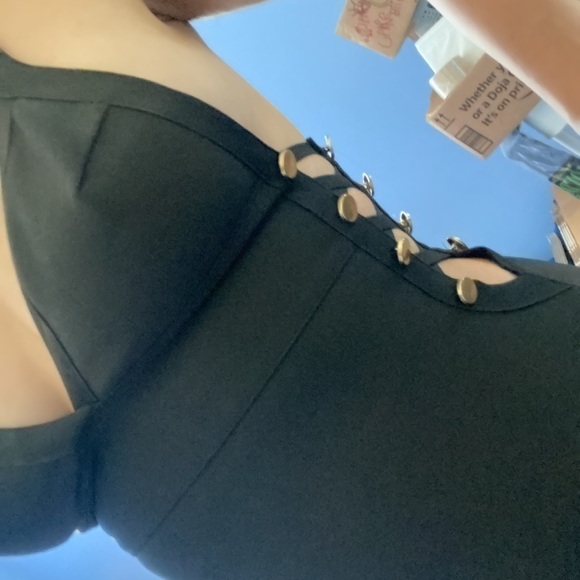 IRIS Tight Fitting Mini Black Dress Size M - Picture 6 of 10